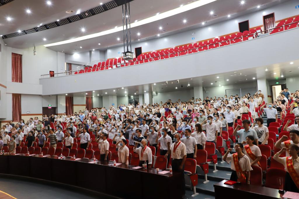 FF158CC429A59CD8CD2A36F6C36_EB4C72F1_1C392.jpg?e= FF158CC429A59CD8CD2A36F6C36_EB4C72F1_1C392.jpg?e=